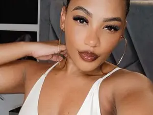 Myfreecams Sex Cam of Brenda_Nova