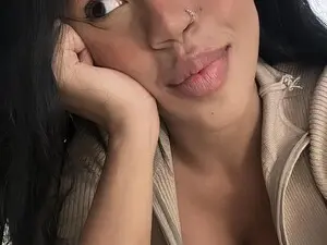 Myfreecams Live Porn of Gia_curly
