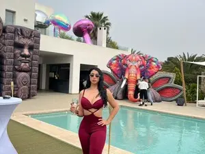 Myfreecams Adult Webcams of Leahjonesx