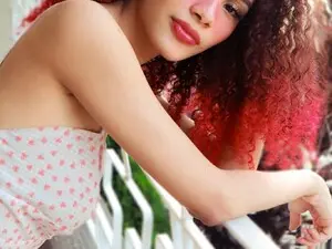 Myfreecams Free Porn Cam of Lilly_dollss