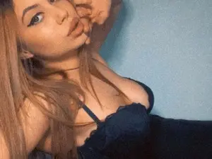 Myfreecams Best live sex cam show of SweetSmileXx