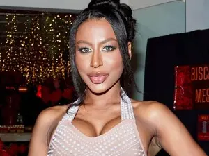 Myfreecams Watch Live Sex Cams of NatashaCam