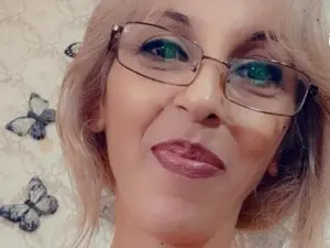 Myfreecams Watch Live Sex Cams of SiminaFoxx4u