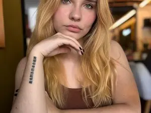 Myfreecams Adult Webcam of ClassyCarrie