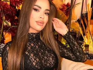 Myfreecams Adult Webcam of Arabian_Model