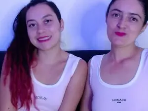 Myfreecams Adult Webcam of Luna_Venus