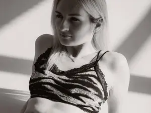 Myfreecams Adult Webcams of Marta_Haze