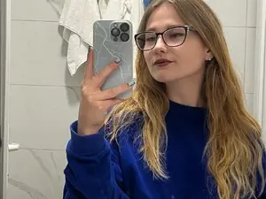 Myfreecams Live Sex Cam of Glossy_babe_