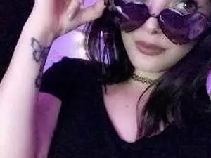 Myfreecams Free Live Porn of adira_rose