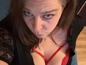 Myfreecams Free Porn Cam of BigBeautyMilf