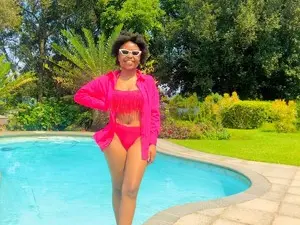 Myfreecams Live Sex Cam of YoungRose18