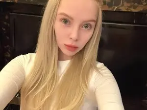 Myfreecams Sex Cam of Elvoryn