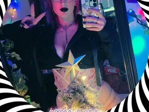 Myfreecams Sex Chat of H3llok1tty