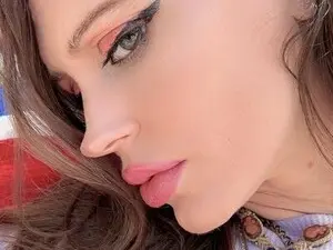 Myfreecams Nude Webcam of CaliPassion