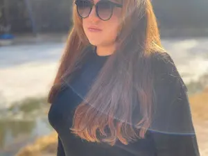 Myfreecams Sex Cam of Klassy_Holls