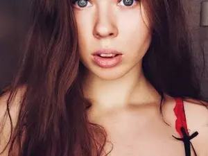 Myfreecams Free Porn Cam of SaraBlack_