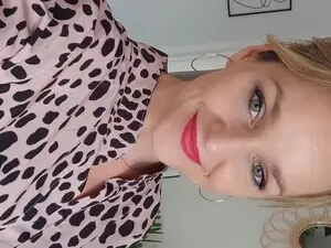 Myfreecams Nude Webcam of Alicia_Live