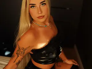 Myfreecams Sex Chat of KristySmile23