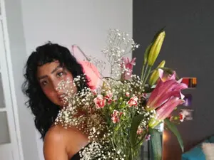 Myfreecams Live Sex Cam of pincheDiosa