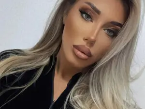 Myfreecams Free Live Porn of EllieRedd