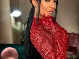 Myfreecams Watch Live Sex Cams of Aly_Ravennx