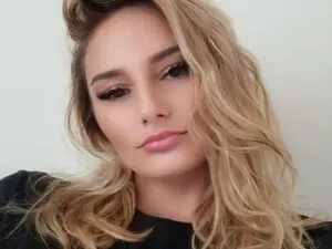 Myfreecams Nude Webcam of AliceSweet21