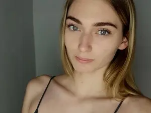 Myfreecams Live Sex Cam of PersonYouNeed