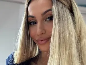 Myfreecams Private Sex Chat of AwaLynch