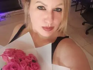 Myfreecams Sex Cam of MariemLui