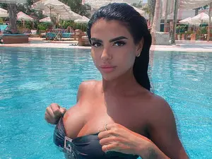 Myfreecams Live Sex of Alenaxoxo