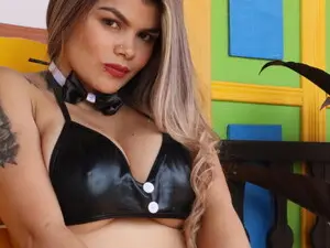 Myfreecams Free Porn Cam of Sara__stone1