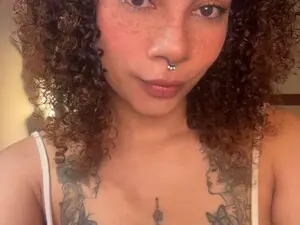 Myfreecams Sex Chat of AlejaRivera