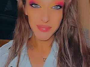 Myfreecams Sex Chat of SultrySlut22