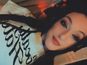 Myfreecams Adult Video Chat of SultrySlut22