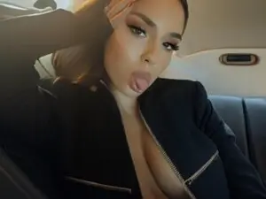 Myfreecams Free Porn Cam of Raisadollface