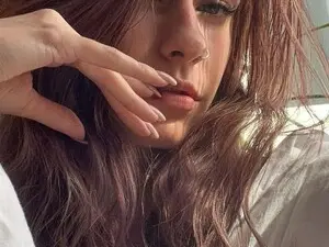 Myfreecams Free Live Porn of RoxanneJoy