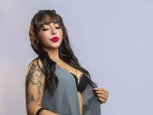 Myfreecams Live Porn of MiiaaMonroee