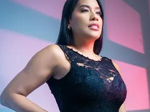 Myfreecams Watch Live Sex Cams of Ninapetite1