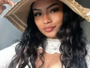 Myfreecams Live Sex of Riana_kean