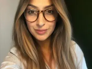 Myfreecams Live Sex Cam of Velourmuse