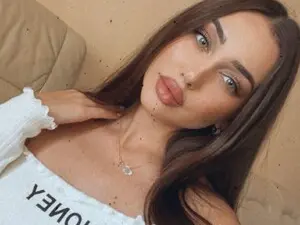 Myfreecams Watch Live Sex Cams of NatrlBeauty