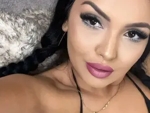 Myfreecams Private Sex Chat of AvelineNoir