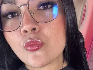 Myfreecams Adult Webcams of Danielasexya1