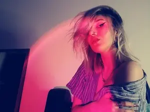 Myfreecams Watch Live Sex Cams of Canbe_fun