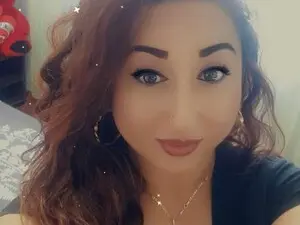 Myfreecams Watch Live Sex Cams of Mayarebecca