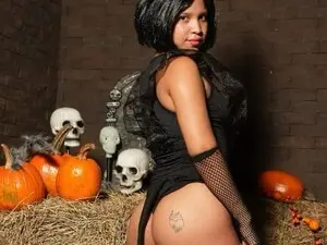 Myfreecams Nude Webcam of Alena_Brown