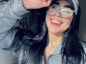 Myfreecams Live Sex Cam of Bella_Dior_