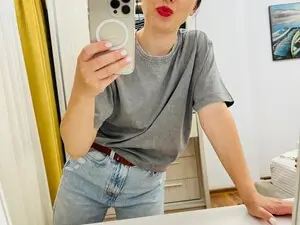 Myfreecams Sex Cam of LittleLady