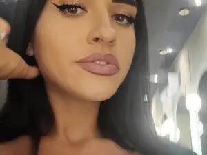 Myfreecams Watch Live Sex Cams of Emma_love