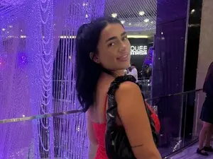 Myfreecams Adult Webcam of ElleBloom